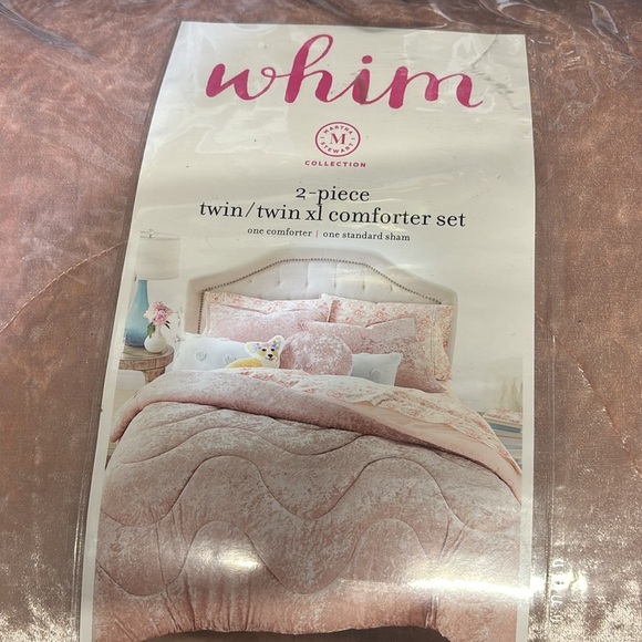 WHIM BY MARTHA STEWART COLLECTION
Corduroy 2 Pc. Twin/Twin XL
Comforter - Picture 6 of 7